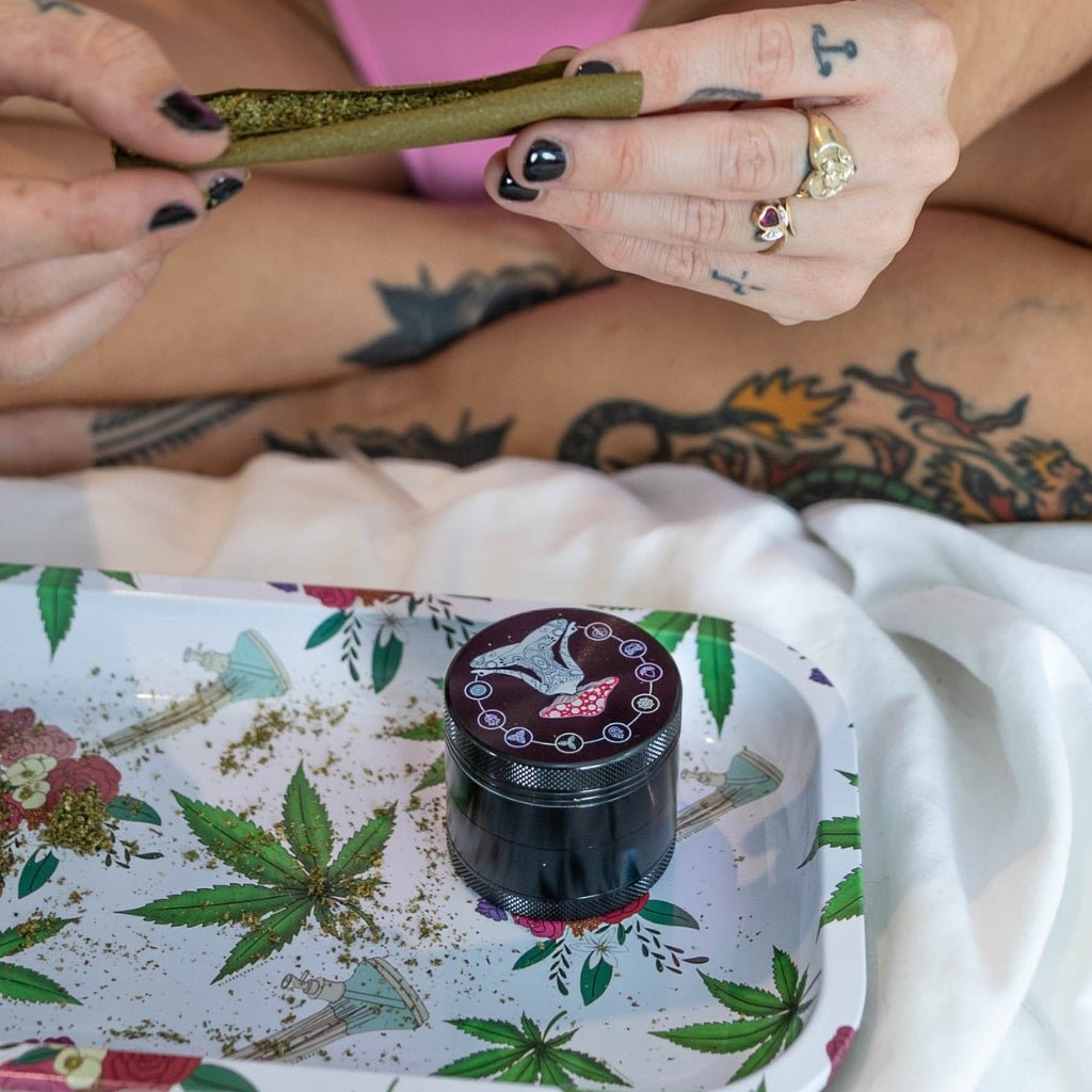 8 Best Electric Weed Grinders 2023 - Top Grinders for Cannabis